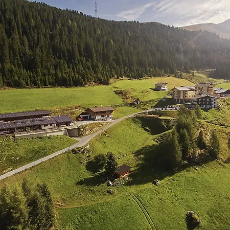 & Marlstein Affittacamere Oetz